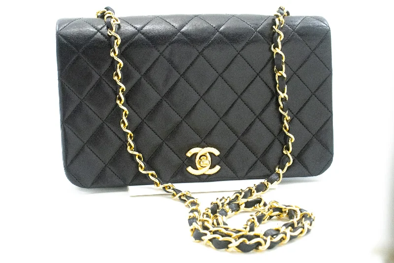 Chanel Full Flap  Leather Shoulder Bag (Pre-Owned)